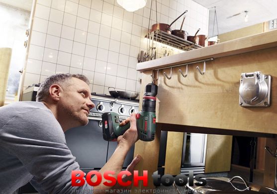 Двошвидкісний ударний дриль-шуруповерт Bosch AdvancedImpact 18 QuickSnap