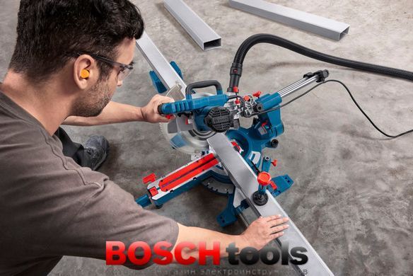 Торцювальна пилка PRO GCM305-216S (0601B61000)