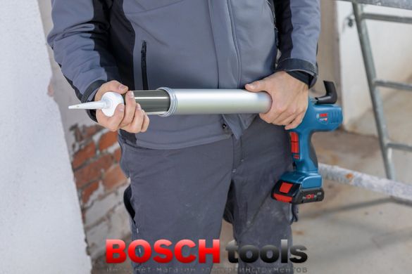 Аккумуляторный пистолет для герметика Bosch GCG 18V-600 Professional