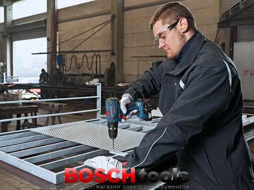Ударная дрель-шуруповерт Bosch GSB 18-2-LI Plus Professional