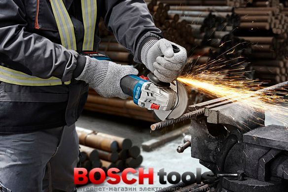 Набір акумуляторних інструментів Bosch Professional: перфоратор GBH 18V-22, КШМ GWS 18V-8 з 2 акб GBA 18V 4.0 Ah і з/п GAL 18V-40 в сумці