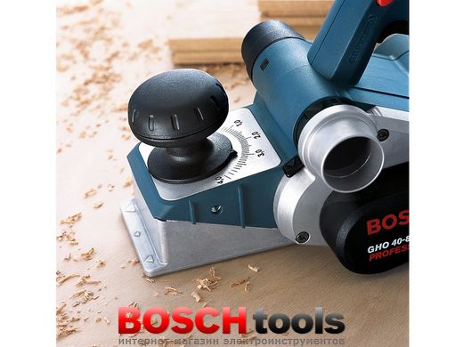 Рубанок Bosch GHO 40-82 C