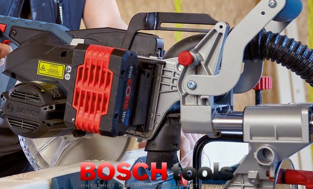 Акумуляторна пилка прямого та косого різу Bosch BITURBO GCM 18V-216 Professional